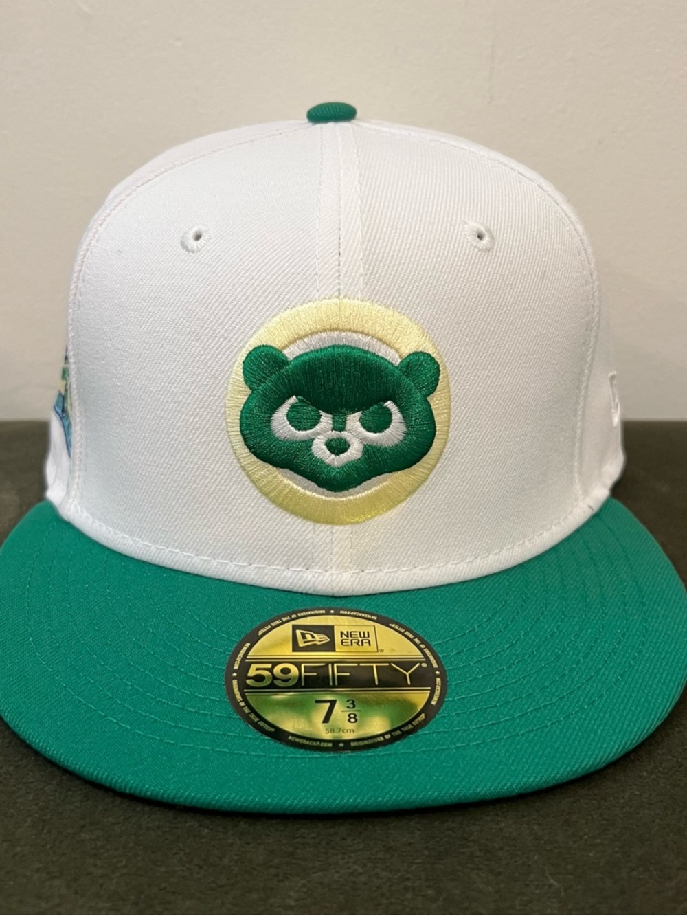 New Era 59FIFTY Chicago Cubs MLB White & Green Fitted Cap - Size 7 3/8